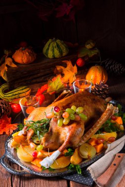 lezzetli çıtır tatlım kaz fırından yakından görmek