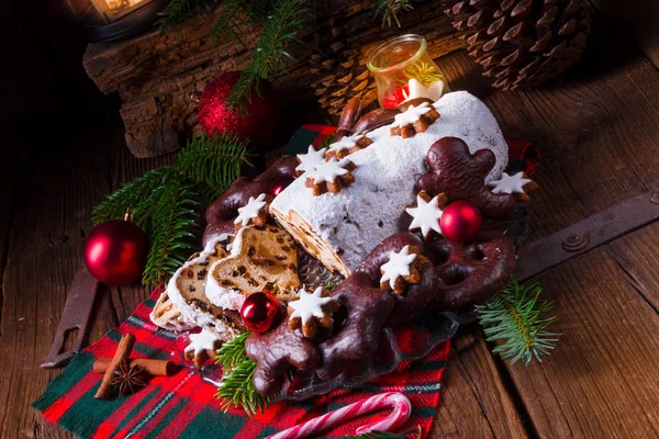 Delicioso Dresdner Christstollen Com Maçapão Passas Conceito Natal — Fotografia de Stock