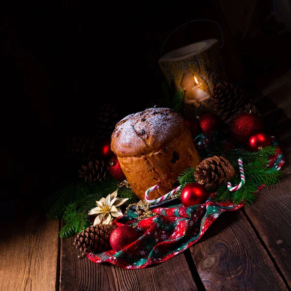 Delicioso Genuíno Panettone Natal Italiano Com Decorações Férias — Fotografia de Stock