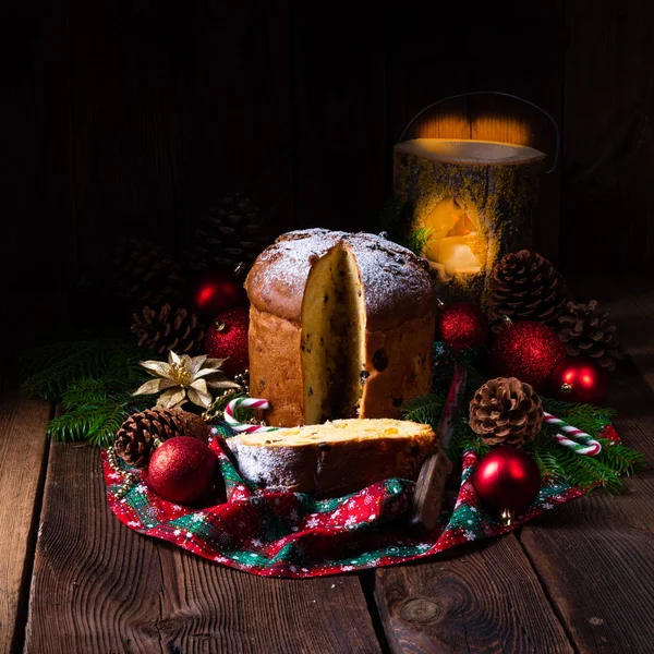 Una Deliciosa Madre Italiana Genuina Navidad Panettone —  Fotos de Stock