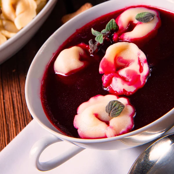 Christmas Beetroot Soup Borscht Small Dumplings — Stock Photo, Image