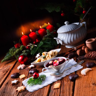 Noel Pancar çorbası, Pancar çorbası ile küçük köfte