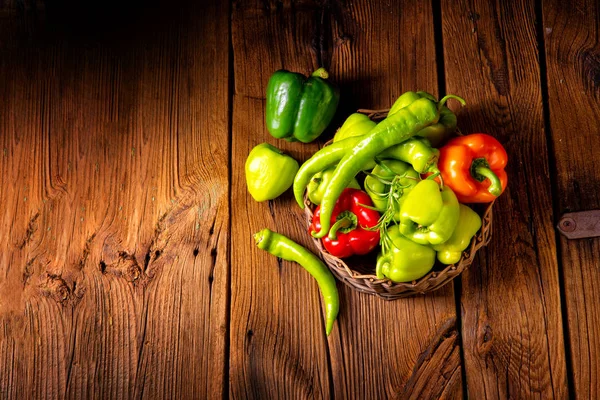 Various Harvested Peppers Hot Peppers Basket — Stock Photo, Image