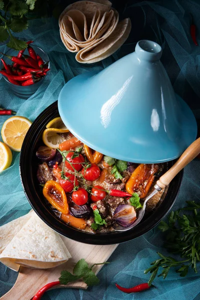 Tasty Spicy Beef Various Vegetables Cooked Tagine — Stock Photo, Image