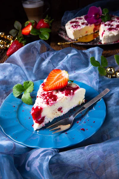 Beau Savoureux Gâteau Fromage Sans Cuisson Aux Fraises — Photo