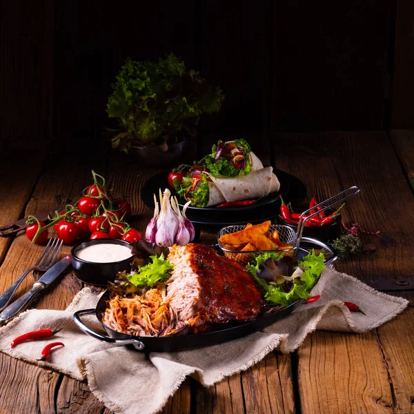 Delicious Pulled Pork Baked Potato Quarters — Stock Photo, Image