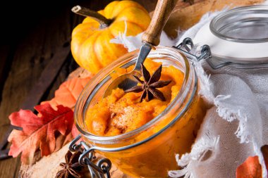 bir sonbahar rustik Konserve Kabak,