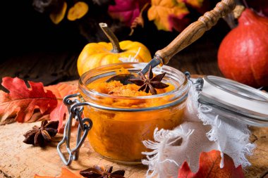 bir sonbahar rustik Konserve Kabak,