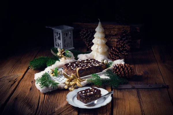 Bolo de papoula de Natal com chocolate . — Fotografia de Stock