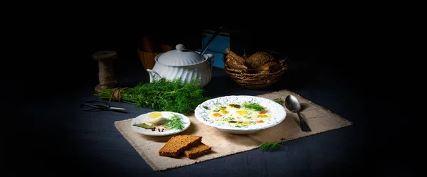 Σούπα Άνηθου Πατάτα Φρέσκο Άνηθο Και Αυγό — Φωτογραφία Αρχείου