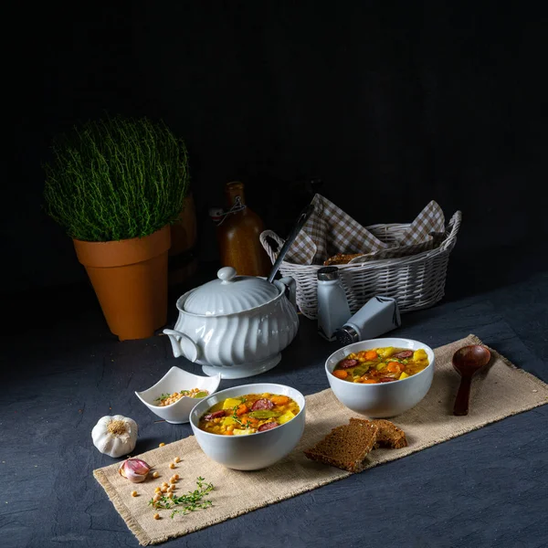 Hearty Hrášek Polévka Babičkách Rezept — Stock fotografie