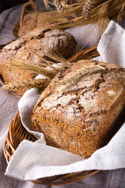 Delicious Healthy Homemade Wholemeal Bread — Stock Photo, Image