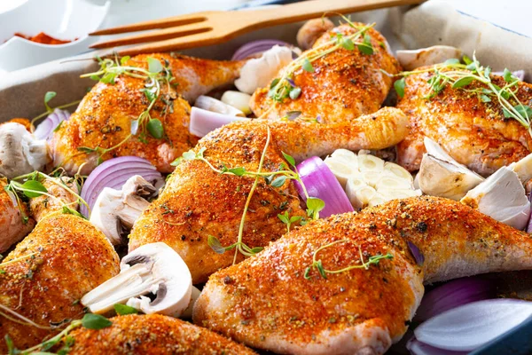 Patas Pollo Preparadas Con Varias Verduras Hierbas — Foto de Stock