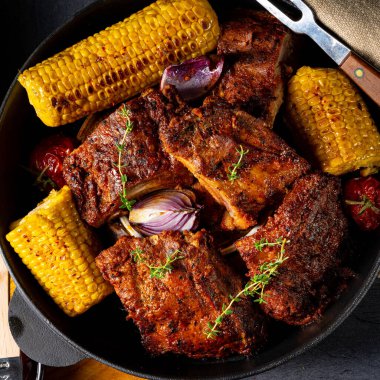 Fırından çıkmış pirzola.