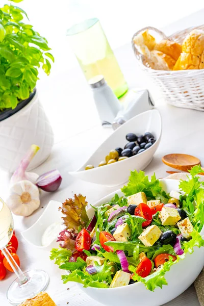 Salada Grega Com Queijo Ovelha Delicioso Clássico — Fotografia de Stock