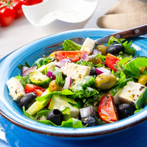 Ensalada Griega Rústica Con Queso Oveja —  Fotos de Stock