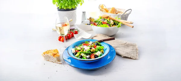Rustieke Griekse Salade Met Schapenkaas — Stockfoto
