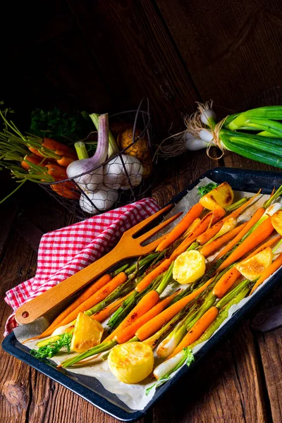 Caramelized Oven Vegetables Honey Sesame — Stock Photo, Image