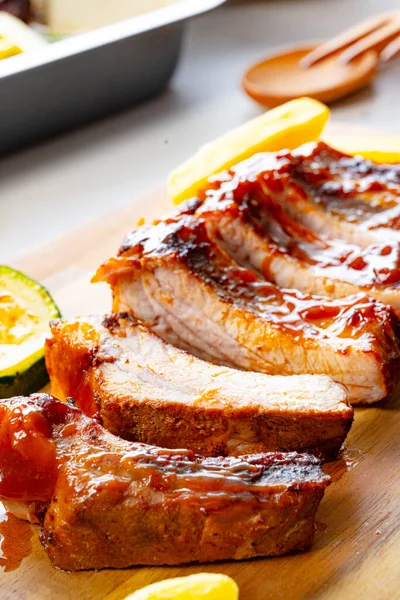 Grillezett Sparerib Különböző Zöldségekkel — Stock Fotó