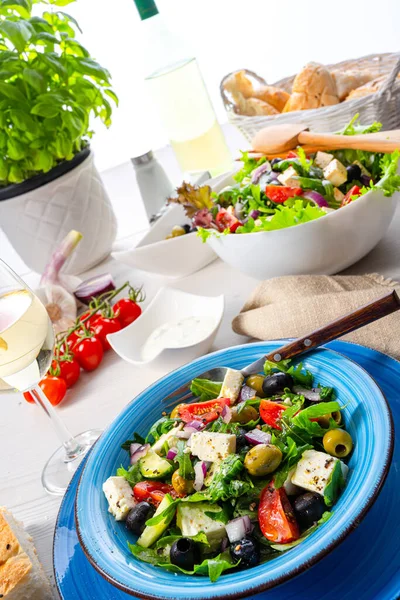 Rustik Grekisk Sallad Med Fårost — Stockfoto