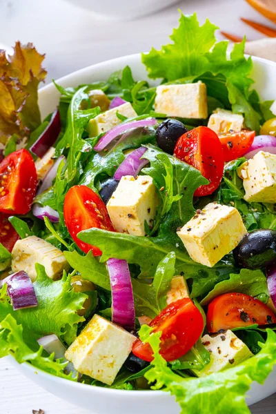 Ensalada Griega Con Queso Oveja Delicioso Clásico —  Fotos de Stock