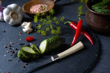 rustik taze salatalık turşusu (Polonyalı malosolne)