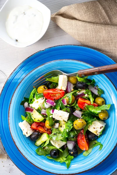 Ensalada Griega Rústica Con Queso Oveja —  Fotos de Stock