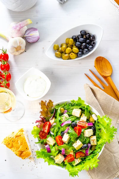 Grekisk Sallad Med Fårost Utsökt Klassiker — Stockfoto