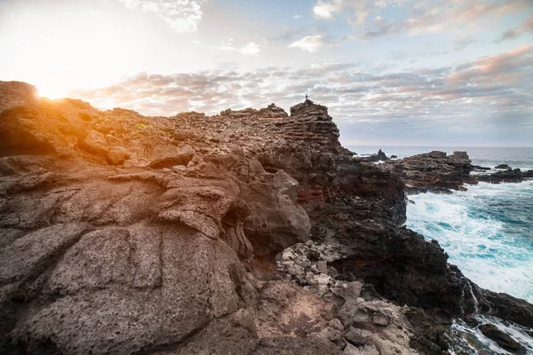 Sopka Hora Útesu Pobřeží Tichého Oceánu Západ Slunce Hawaii Maui — Stock fotografie