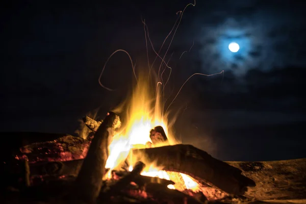 Lugn Eld Stranden Månens Ljus — Stockfoto