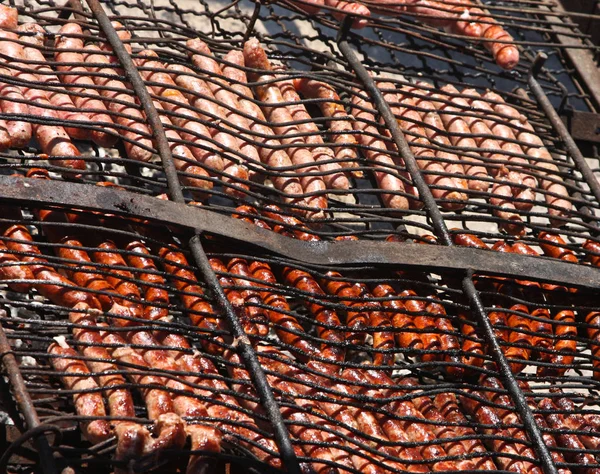 Würstchen Auf Dem Grill Hautnah — Stockfoto