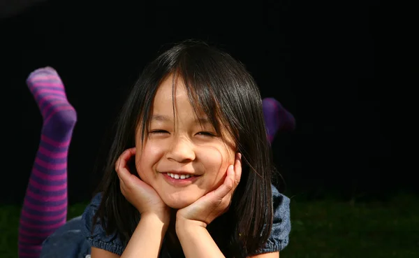 Portrait Young Cute Asain Girl Looking Camera — Stock Photo, Image