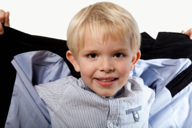 Studio genç bir çocuk portresi