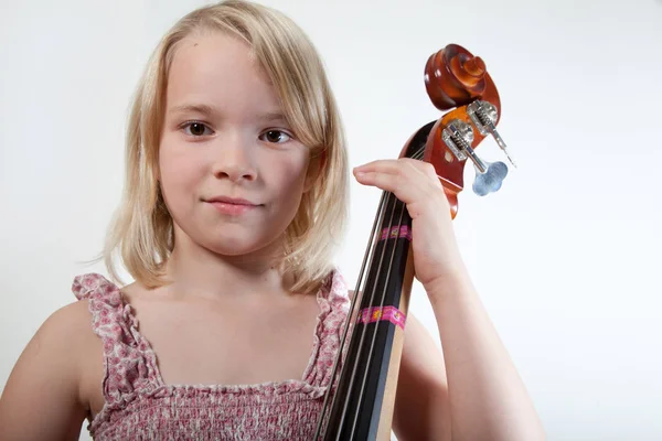 Porträt Eines Jungen Mädchens Atelier Mit Cello — Stockfoto