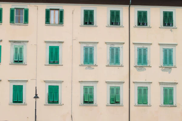 Huizen Livorno Aan Ligurische Zee Aan Westkust Van Toscane Italië — Stockfoto