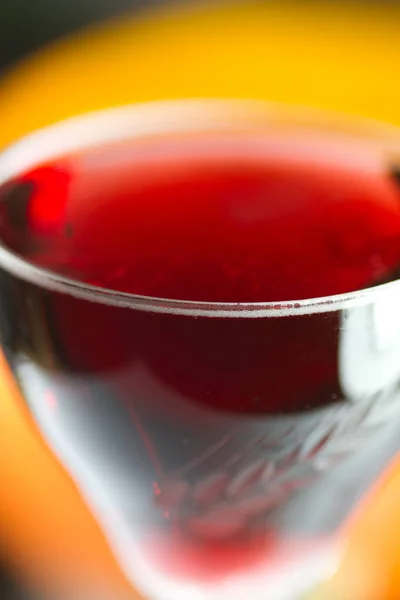一杯红葡萄酒的酒体 — 图库照片