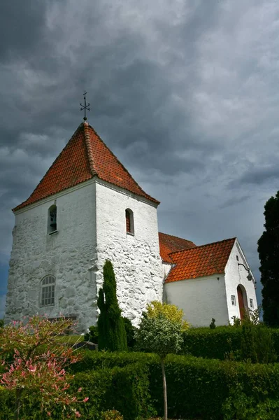 Kyrkan Denmark Djursland Sommaren — Stockfoto