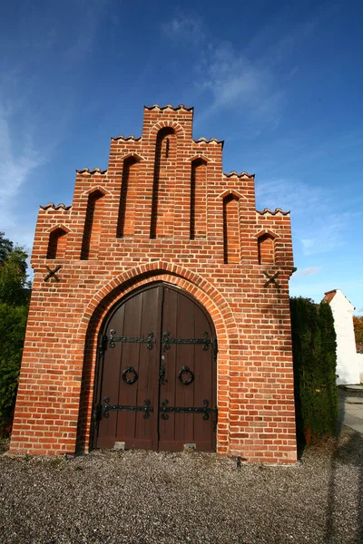 Foto Van Een Traditionele Kerk Denemarken Scandinavië — Stockfoto