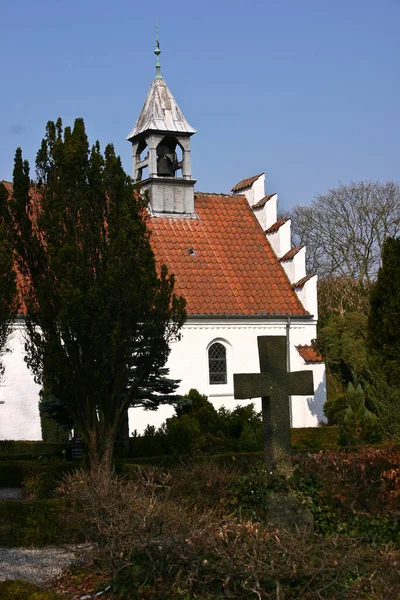 Foto Van Een Traditionele Kerk Denemarken Scandinavië — Stockfoto