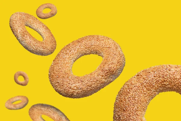 Flying Food Concept Bagel Sesamo Tradizionale Turco — Foto Stock