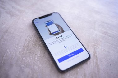  Apple Pay Kurulumu ile Apple Iphone Xs Uzay Gri Ekran
