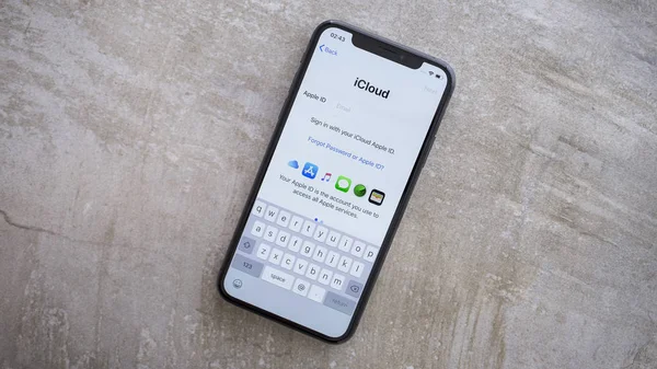 Apple Iphone Xs Space Gray icloud Ayarları ile Ekranı Kapat