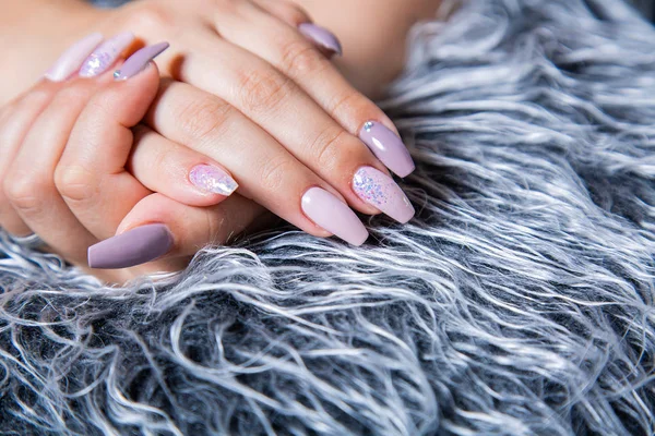 Perfect Manicure with Trendy Nail Art on Fake Gray Fur Pelt — Stock Photo, Image