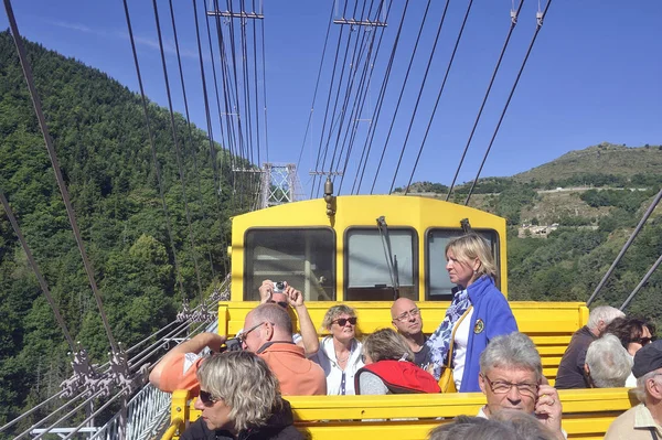 Mont Louis France September 2018 Travelers Little Yellow Train Pyrenees — Stock Photo, Image