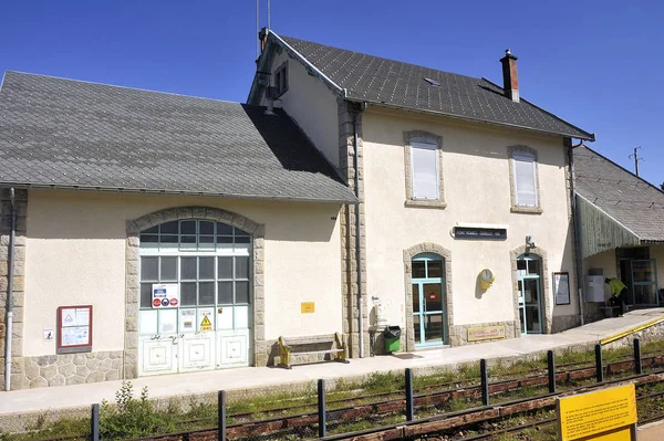 Font Romeu France September 2018 Small Yellow Train Station Font — Stock Photo, Image