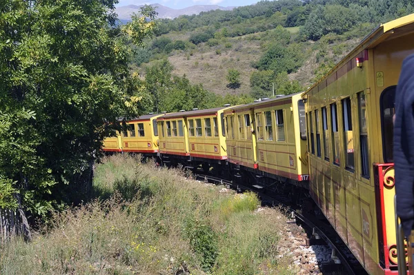 Saillagouse Francia Septiembre 2018 Los Pequeños Trenes Amarillos Los Pirineos —  Fotos de Stock