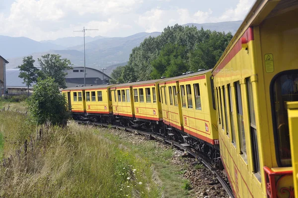 Latour Carol Francia Septiembre 2018 Pequeño Tren Amarillo Los Pirineos —  Fotos de Stock