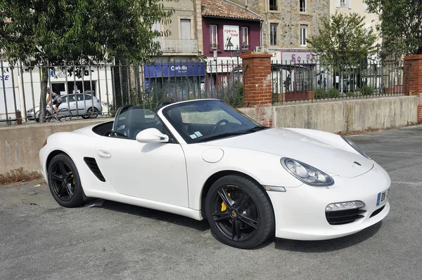 Ales Francia Septiembre 2018 Porsche Convertible Blanco Deportivo Estacionamiento Ciudad — Foto de Stock