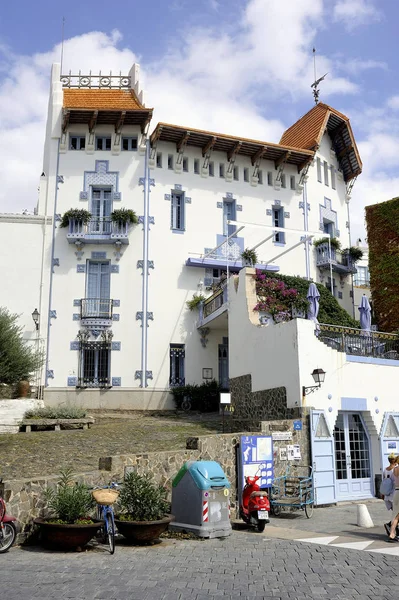 Cadaques Espanha Setembro 2018 Arquitetura Hotel Beira Mar Cadaques Aldeia — Fotografia de Stock