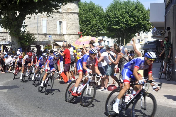 การเดินทางของนักปั่นจักรยานของ Tour de France — ภาพถ่ายสต็อก